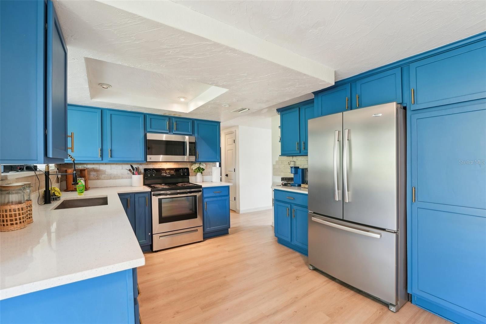 Listing photo id 9 for 12701 Cornell Court