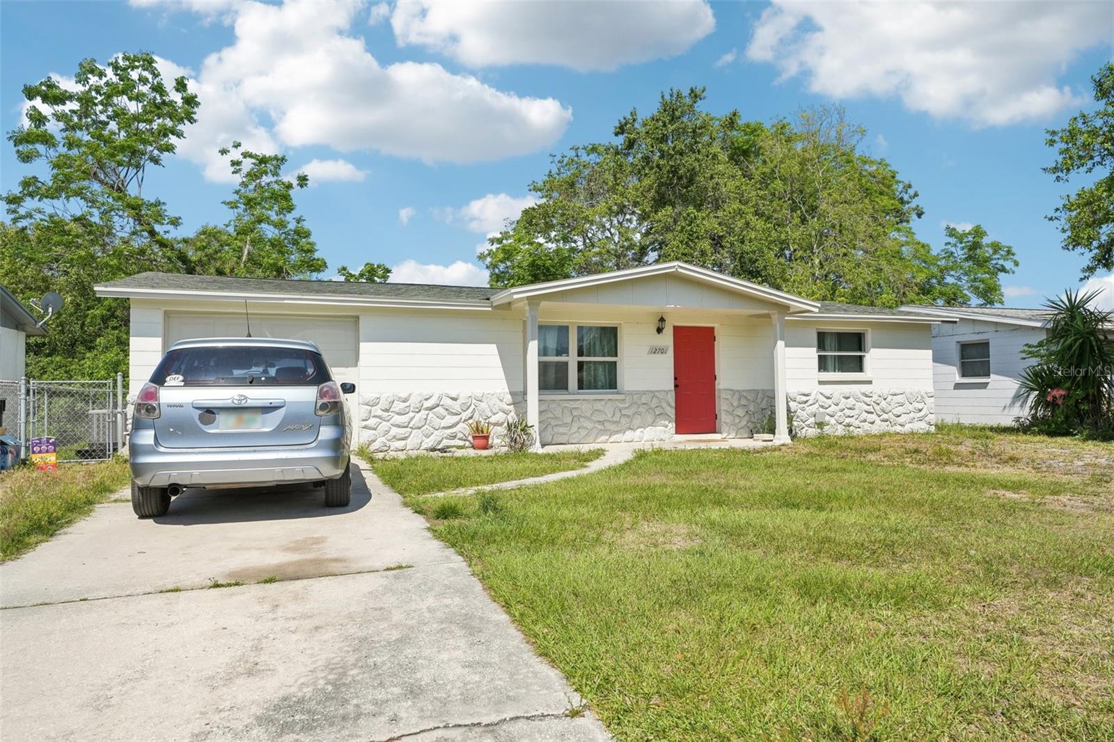 Listing photo id 1 for 12701 Cornell Court