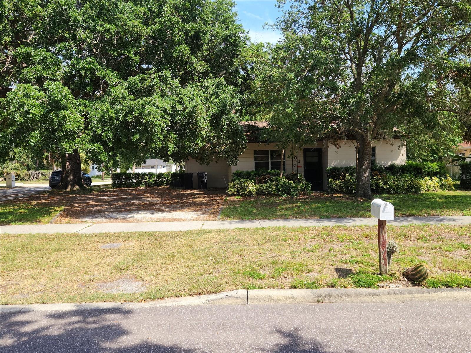 Details for 601 Park Boulevard, OLDSMAR, FL 34677