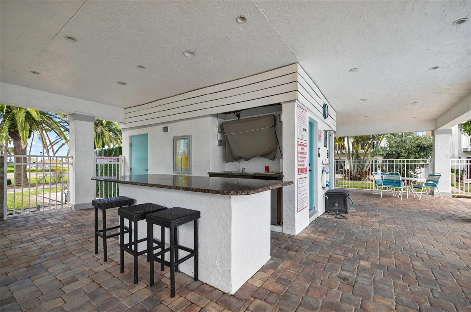 Image 12 of 63 For 1451 Gulf Boulevard 117