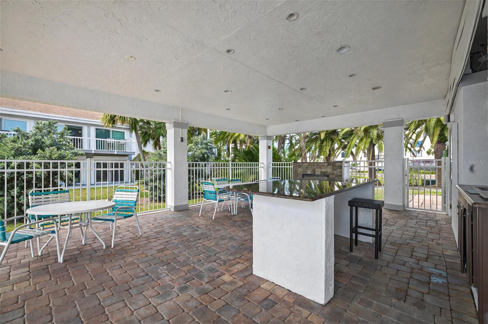 Image 13 of 63 For 1451 Gulf Boulevard 117