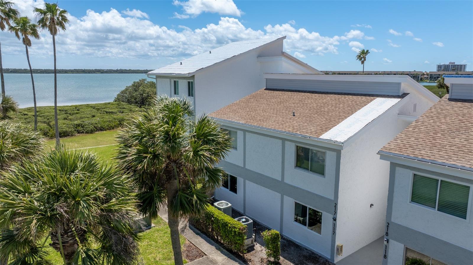 Image 21 of 63 For 1451 Gulf Boulevard 117