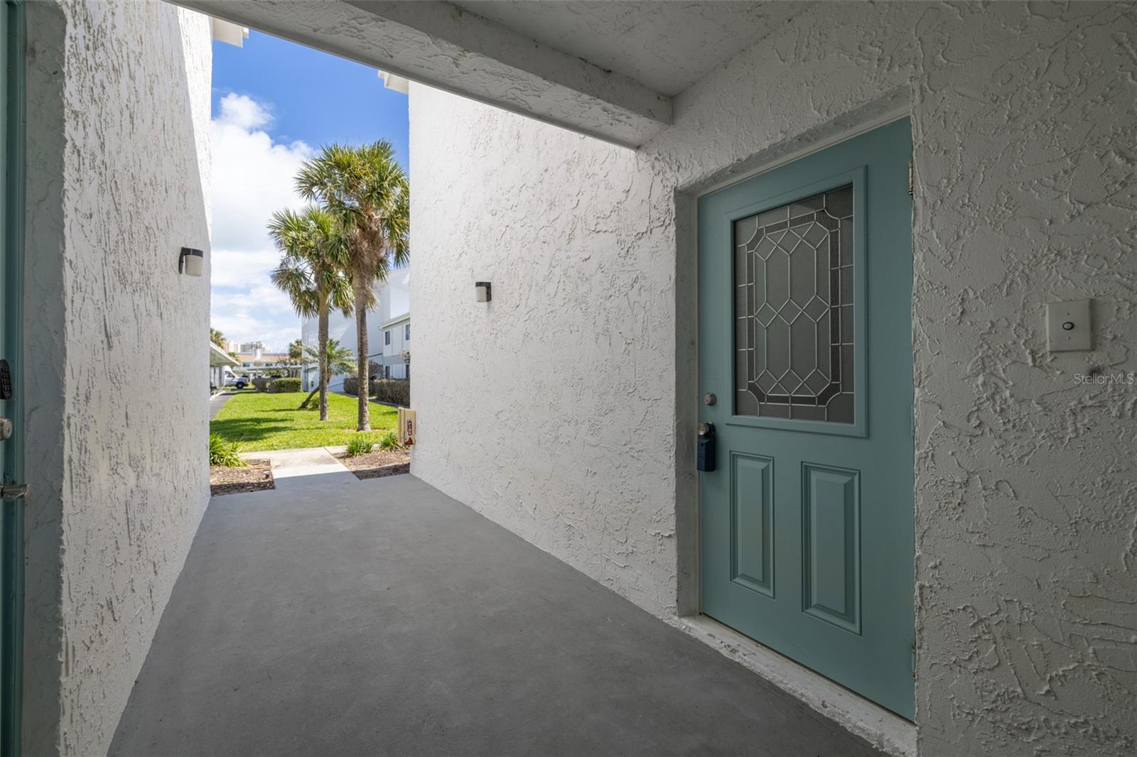 Image 24 of 63 For 1451 Gulf Boulevard 117