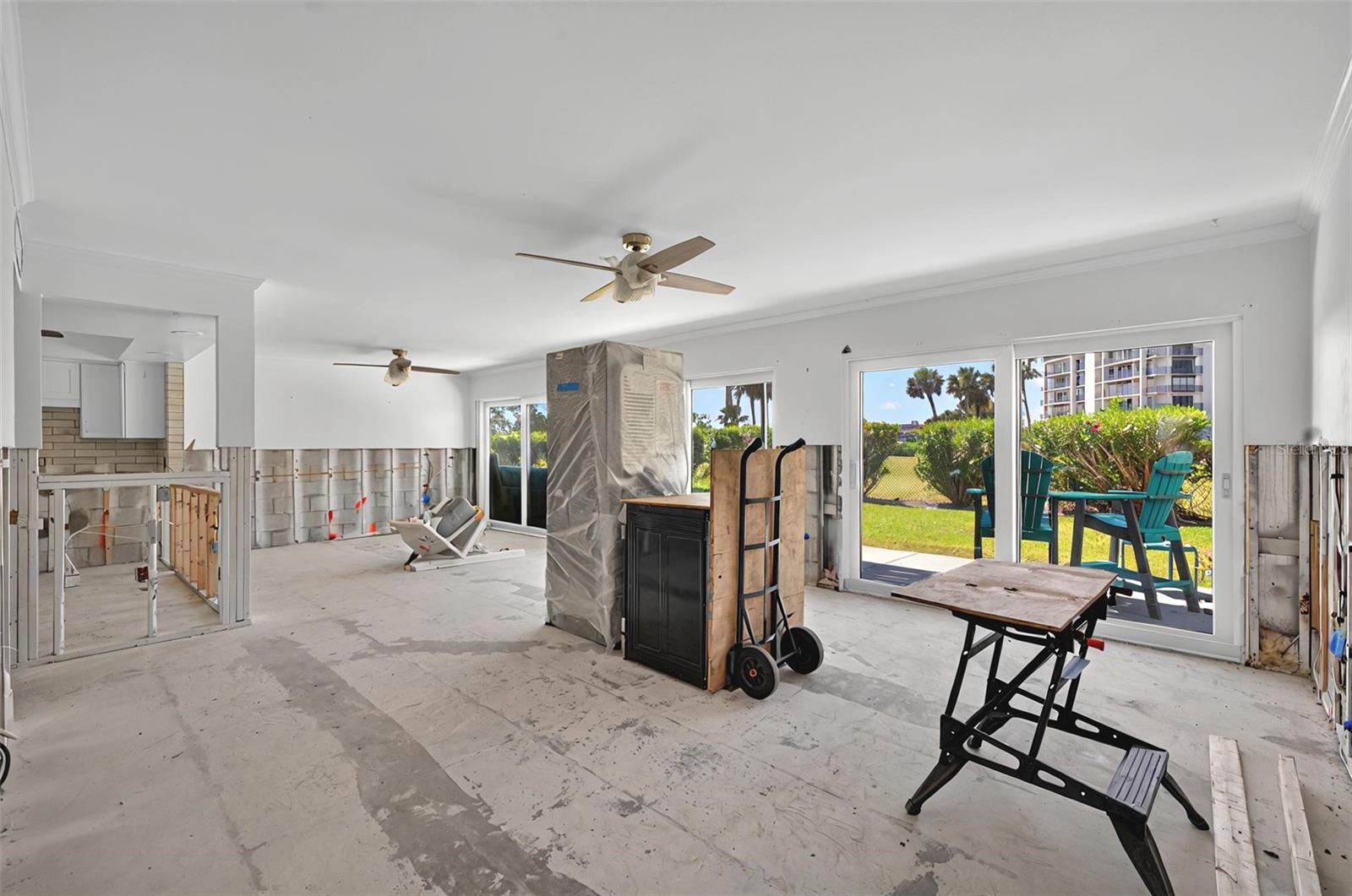 Image 25 of 63 For 1451 Gulf Boulevard 117