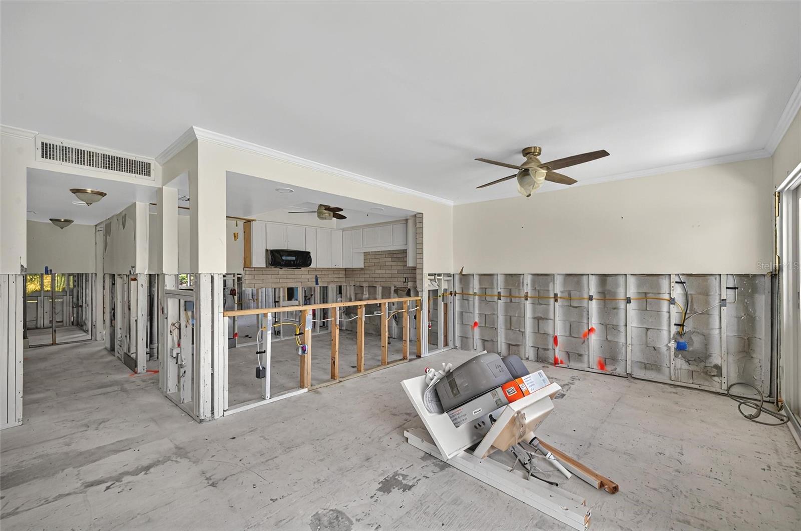 Image 29 of 63 For 1451 Gulf Boulevard 117