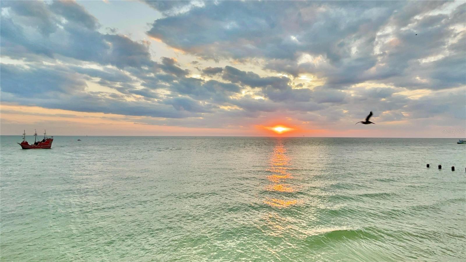 Image 56 of 63 For 1451 Gulf Boulevard 117