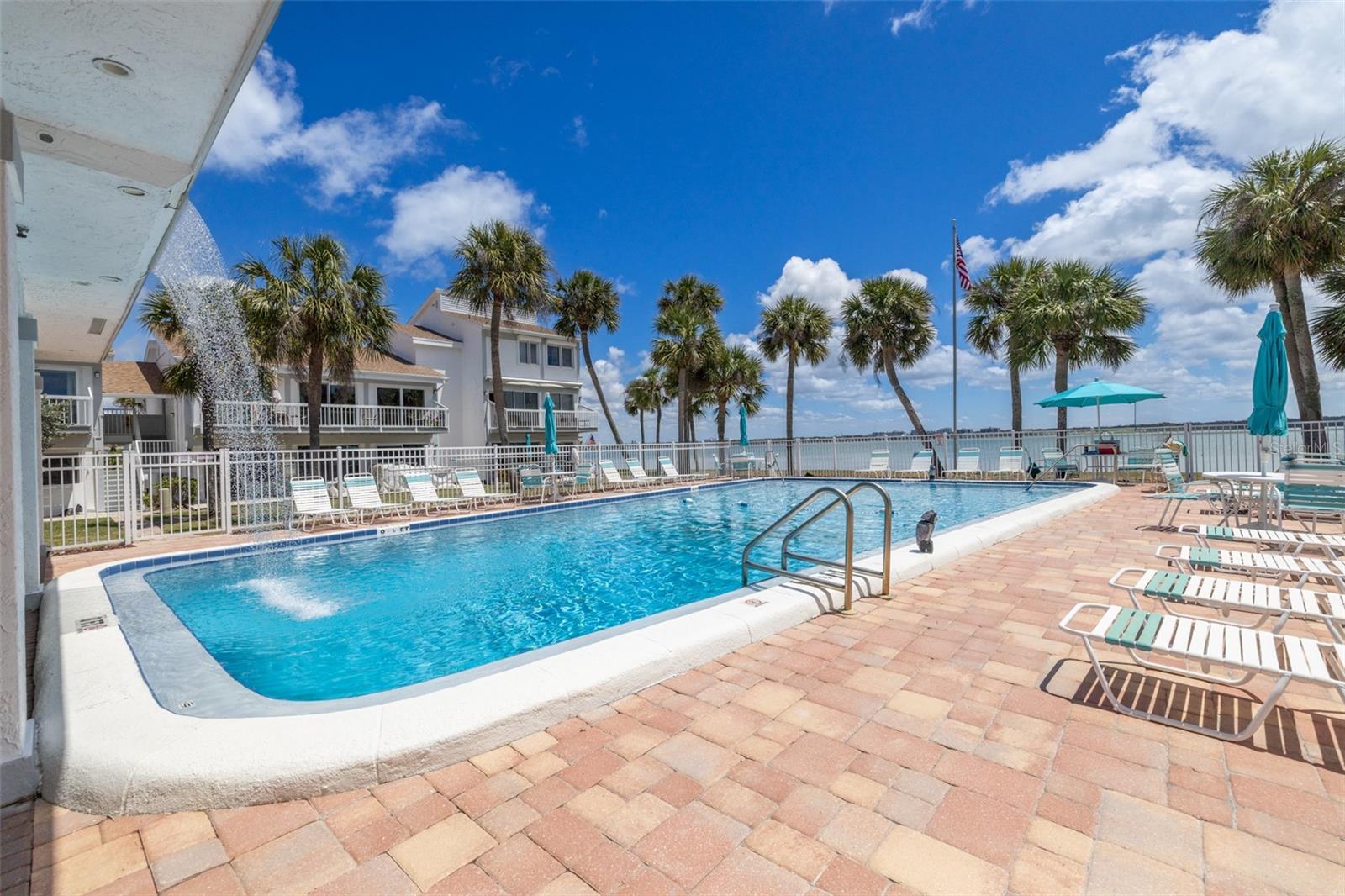 Image 8 of 63 For 1451 Gulf Boulevard 117