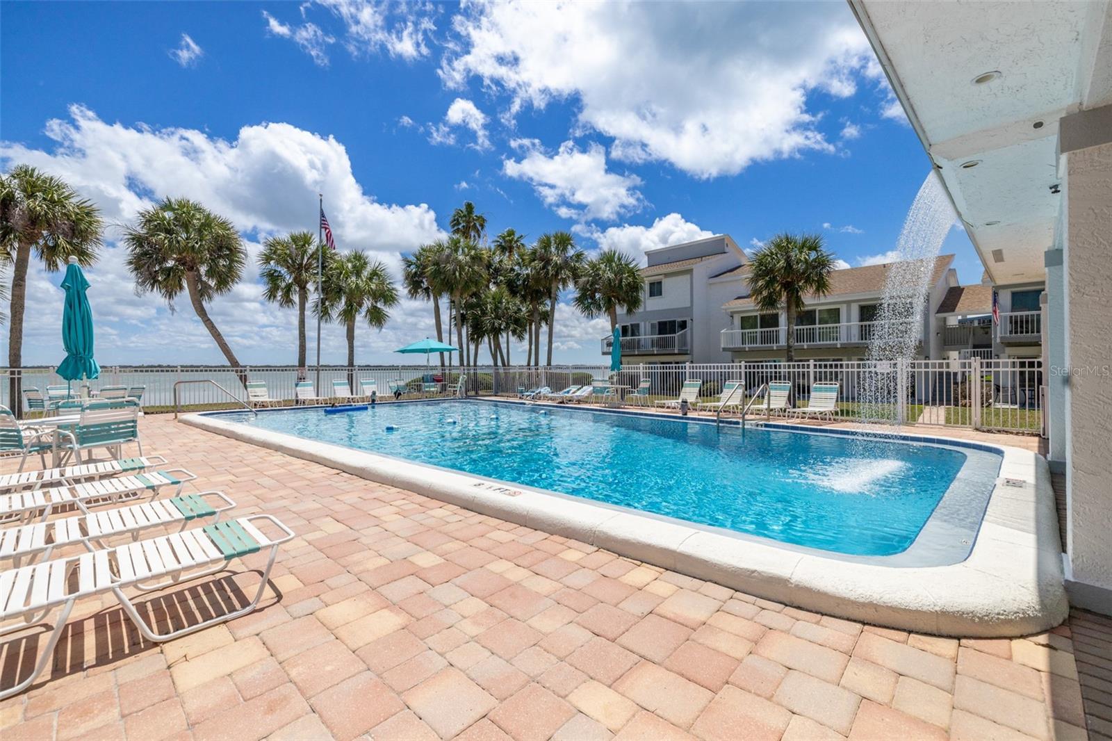 Image 9 of 63 For 1451 Gulf Boulevard 117