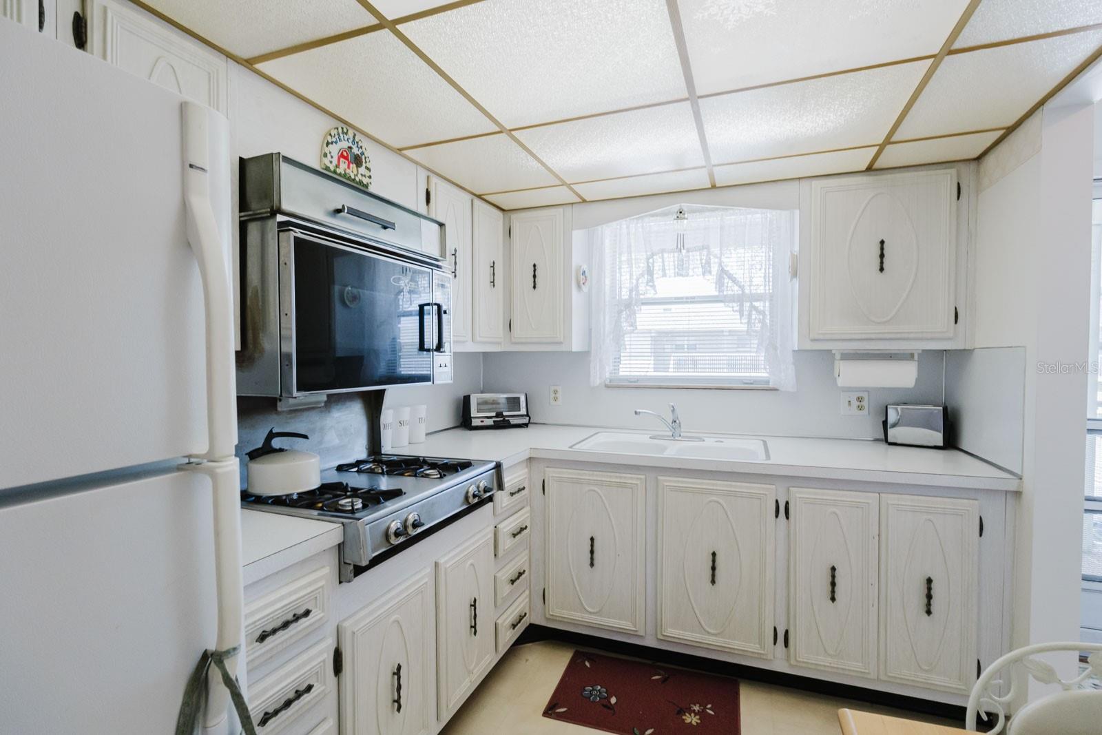 Image 16 of 40 For 5287 81st Street N 25
