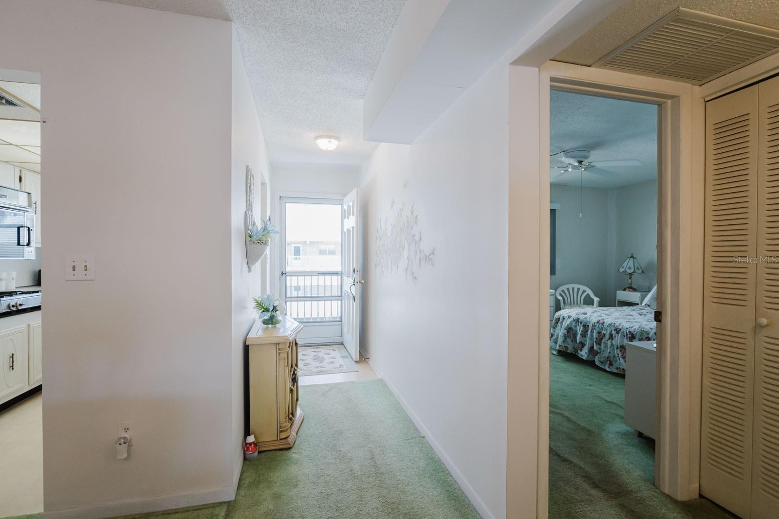 Image 19 of 40 For 5287 81st Street N 25