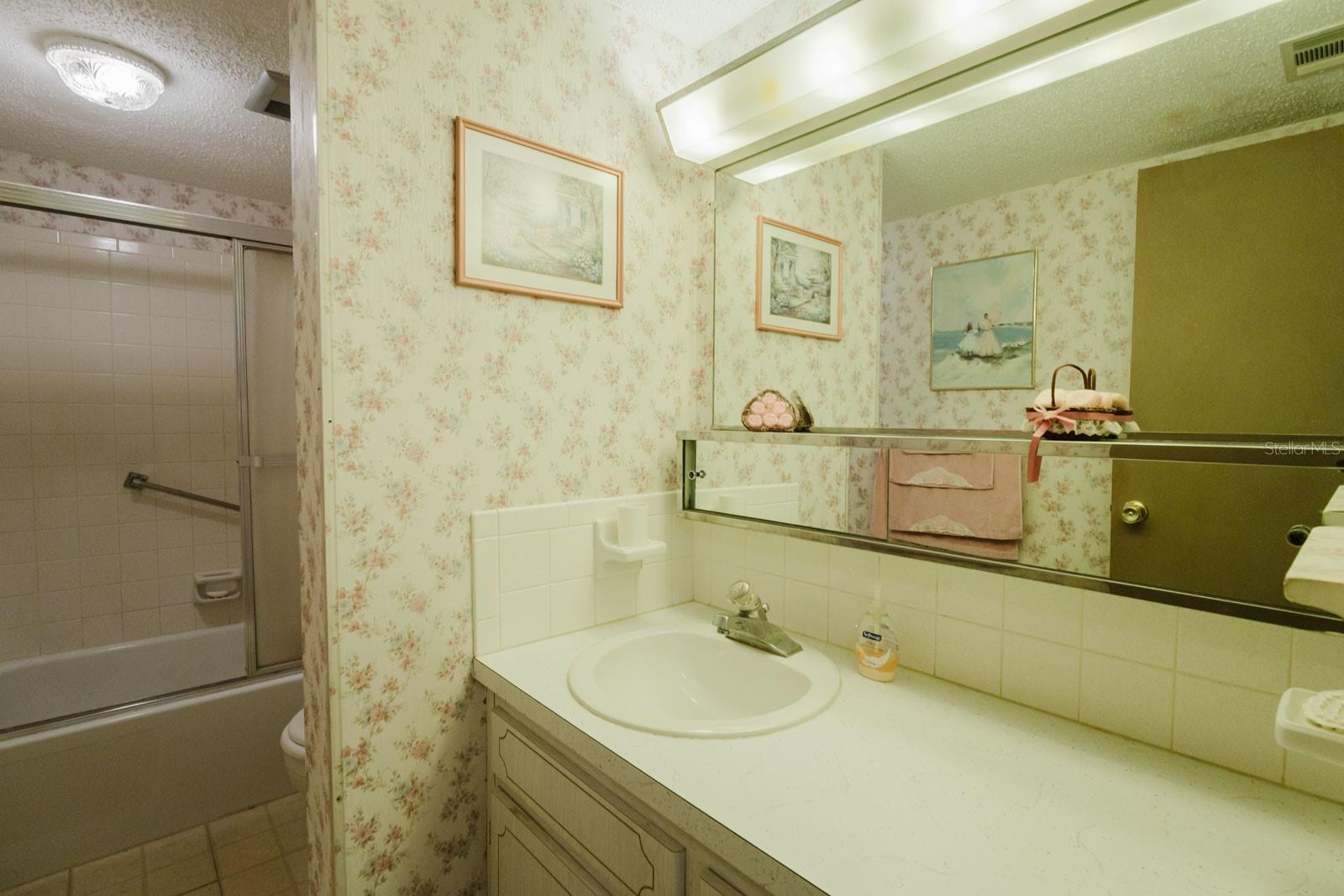 Image 23 of 40 For 5287 81st Street N 25