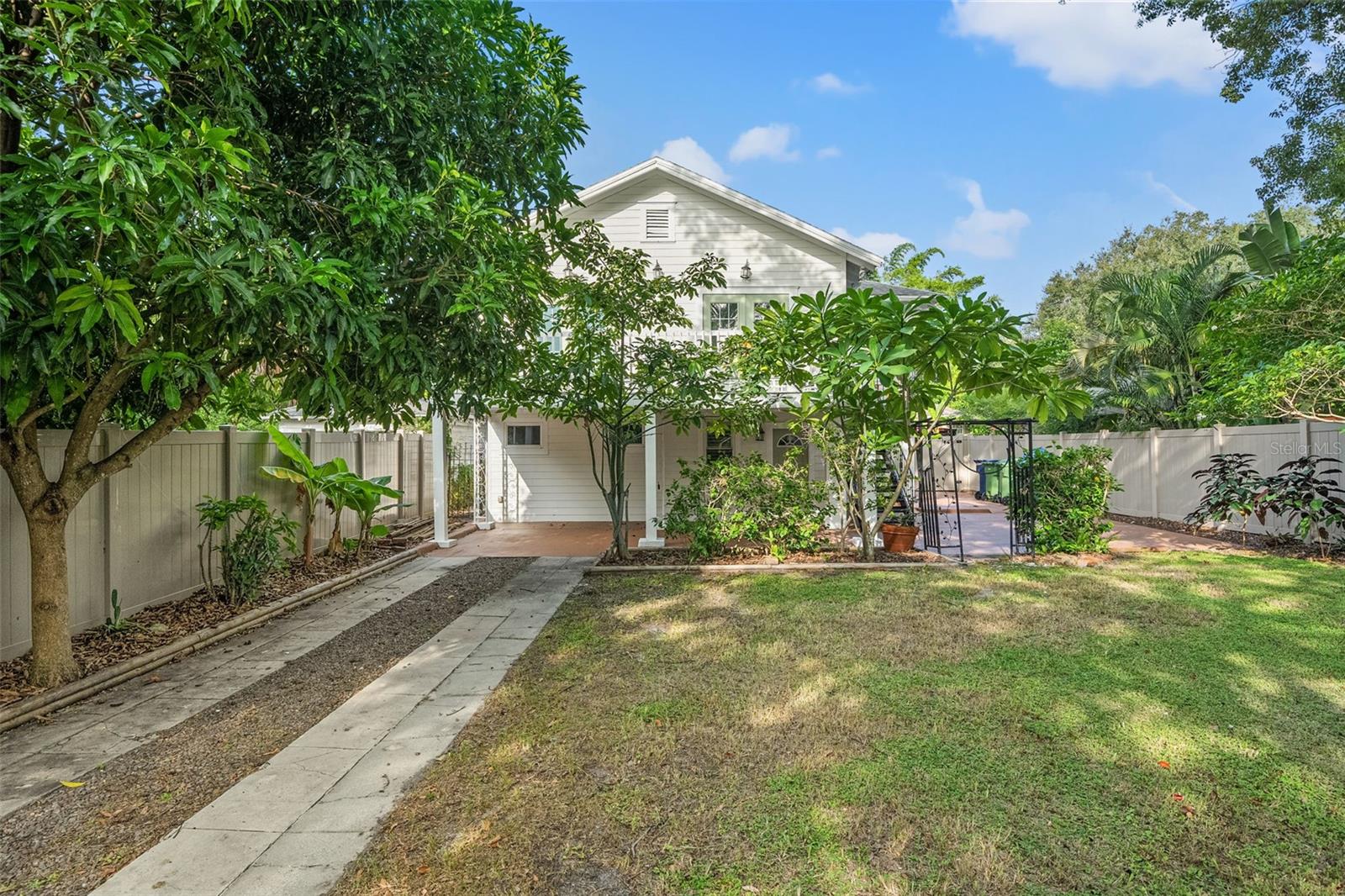 Image 2 of 13 For 2505 Ridgewood Avenue