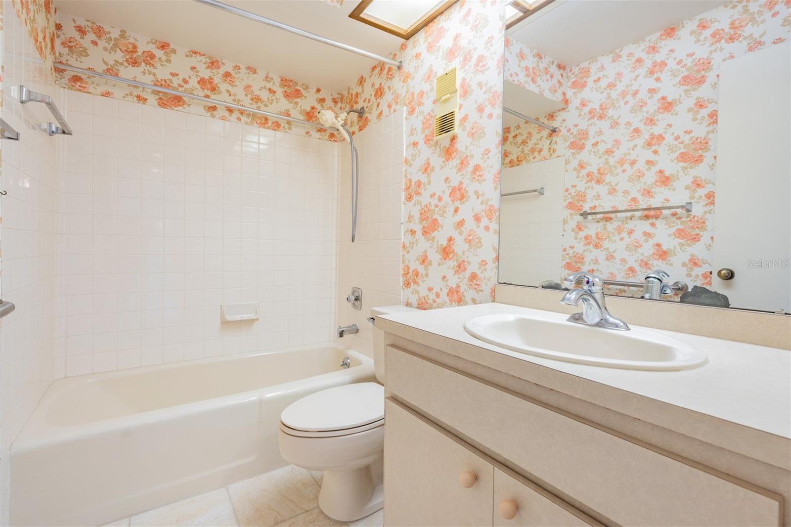Image 30 of 65 For 13610 Village Drive 4212