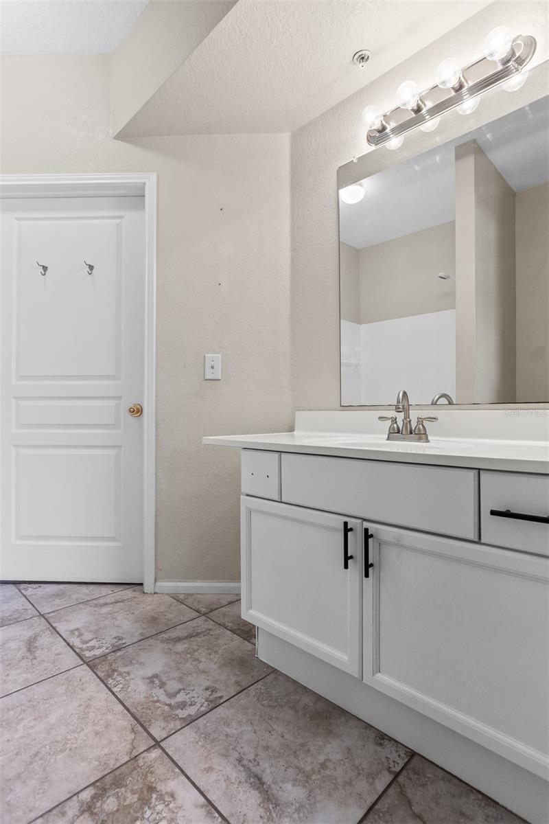 Image 11 of 21 For 5125 Palm Springs Boulevard 12206
