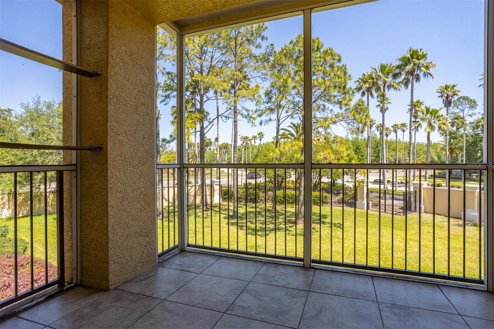 Image 13 of 21 For 5125 Palm Springs Boulevard 12206