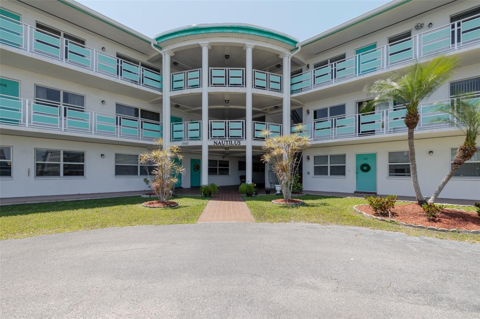 Details for 1950 59th Avenue N 208, ST PETERSBURG, FL 33714