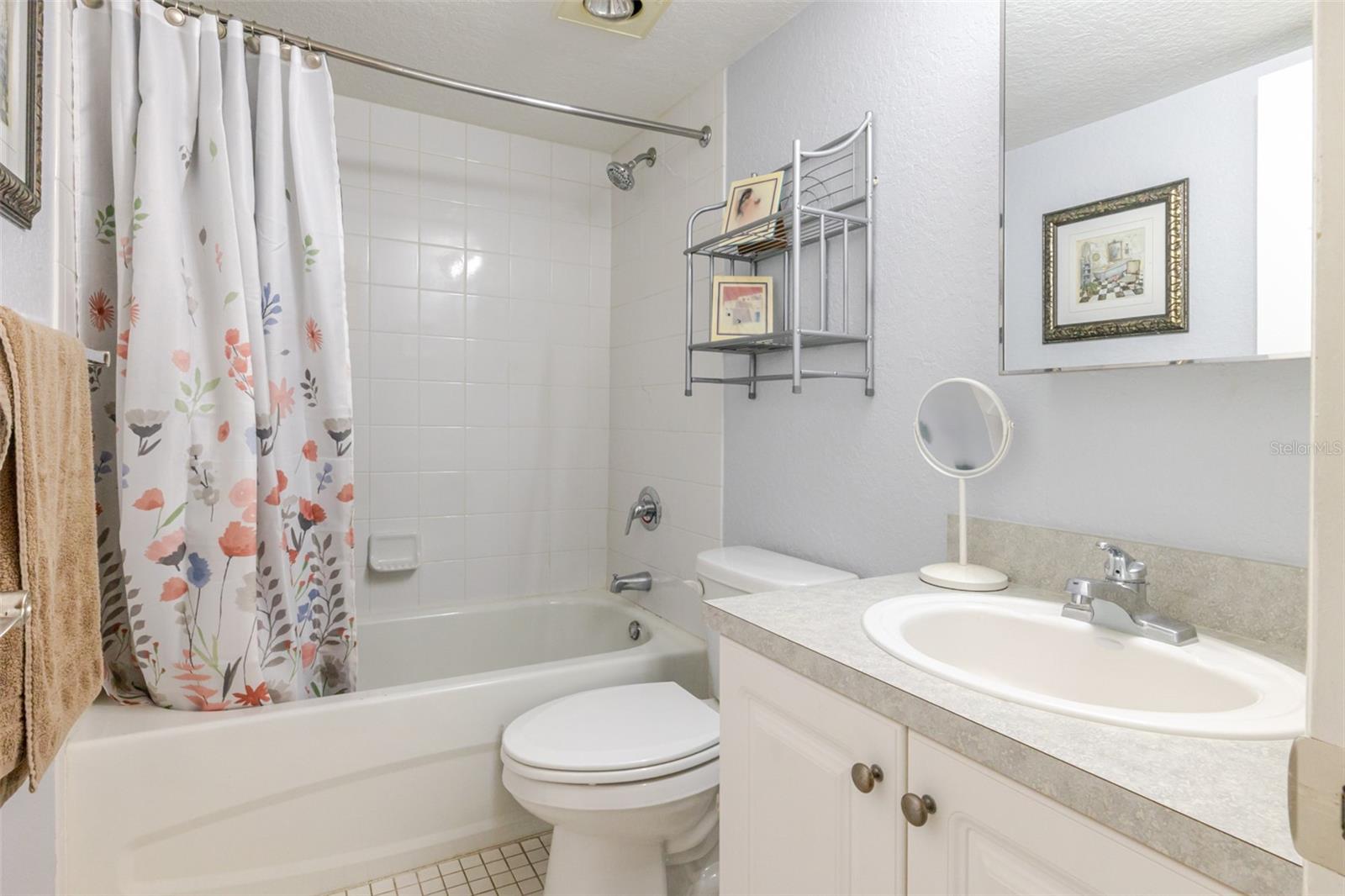 Image 12 of 29 For 1950 59th Avenue N 208