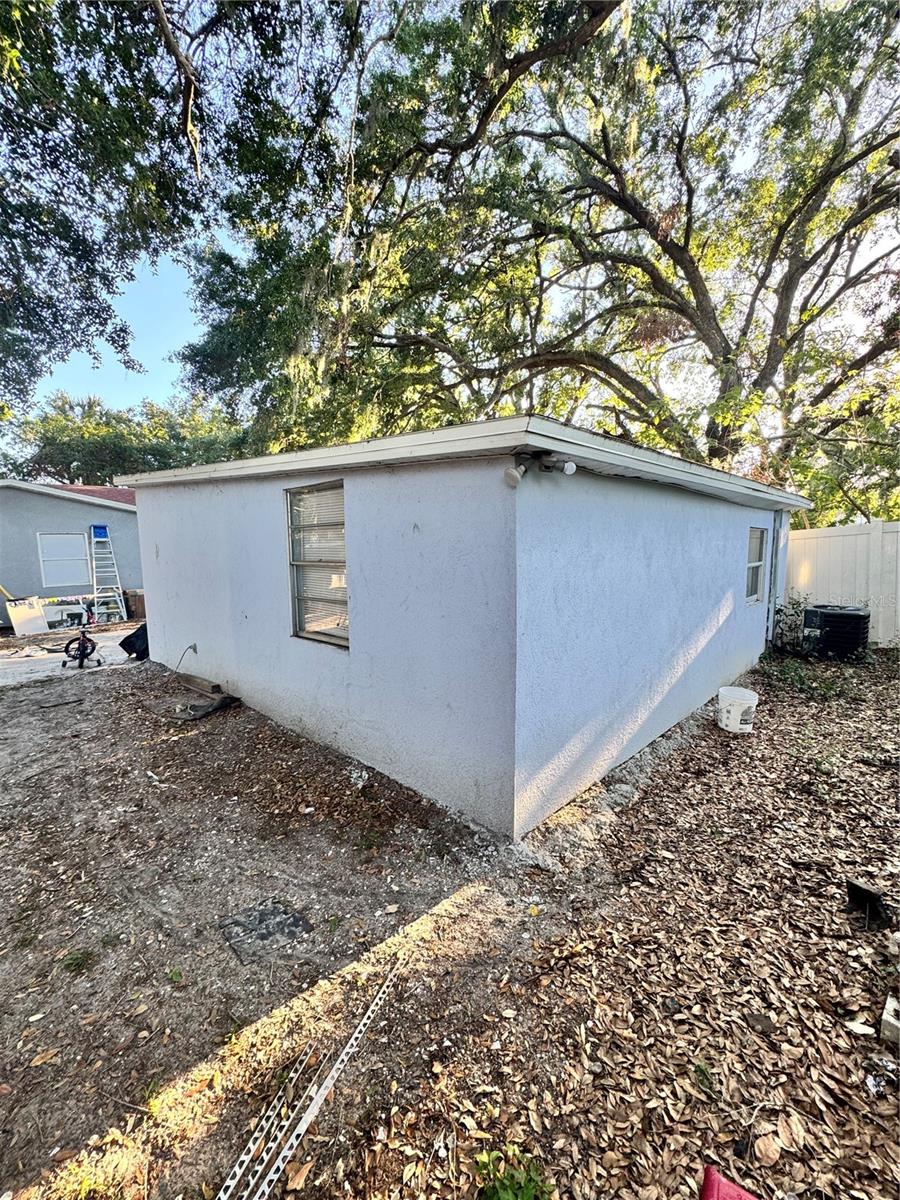 Image 7 of 7 For 3212 Henry Avenue
