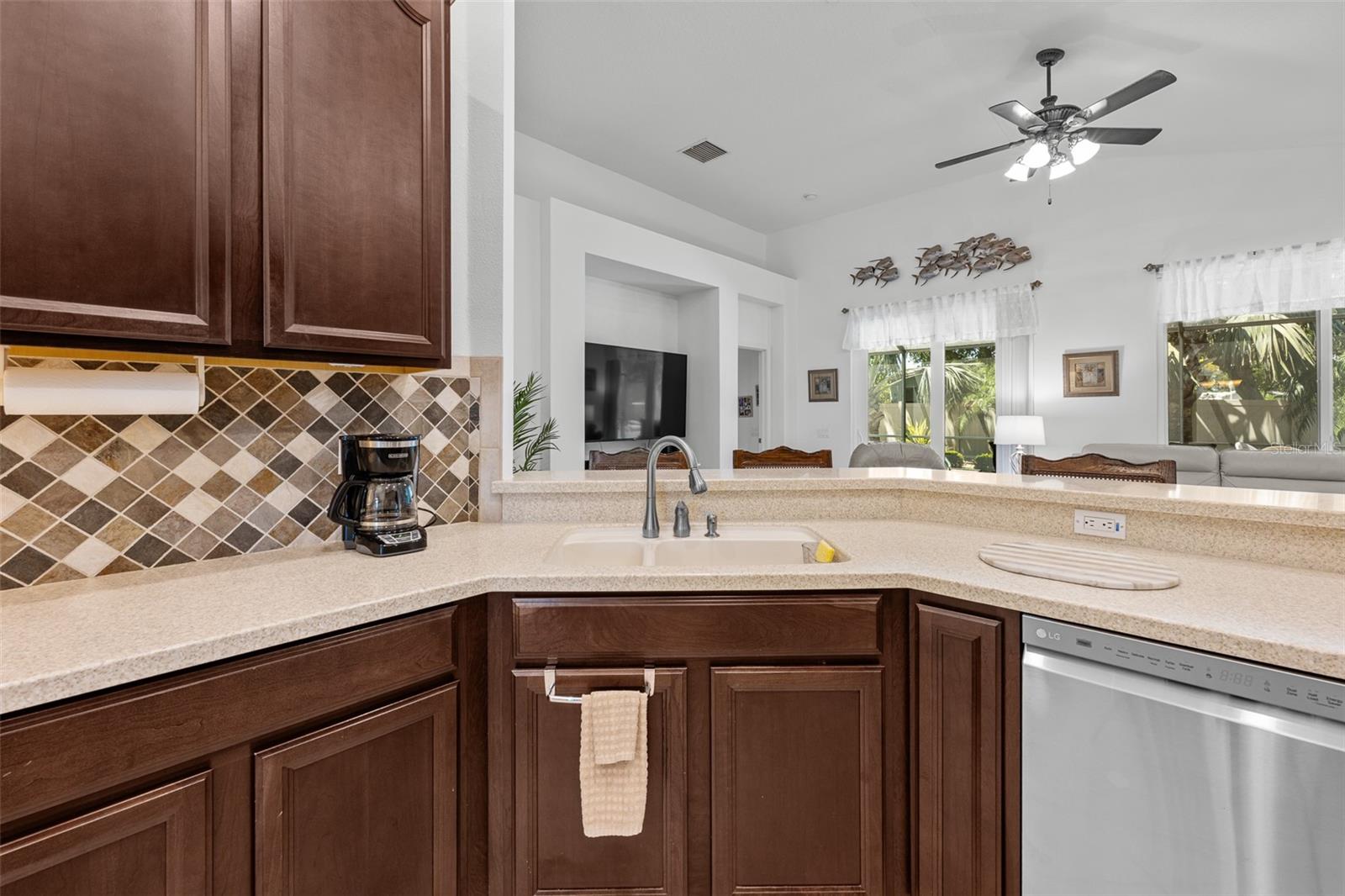 Image 10 of 47 For 4131 101st Avenue E