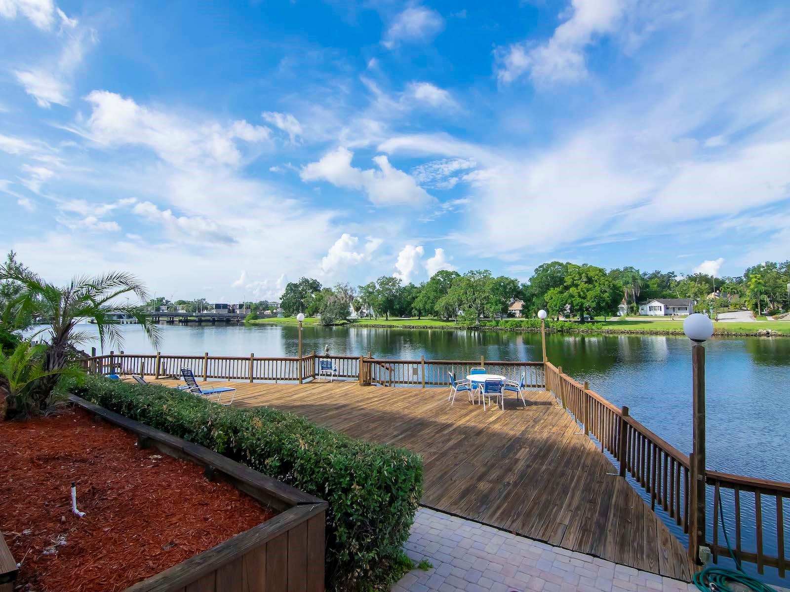 Image 40 of 59 For 2780 Riverside Drive 802