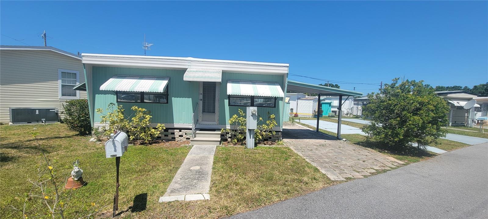Details for 4676 66th Lane N 20, ST PETERSBURG, FL 33709