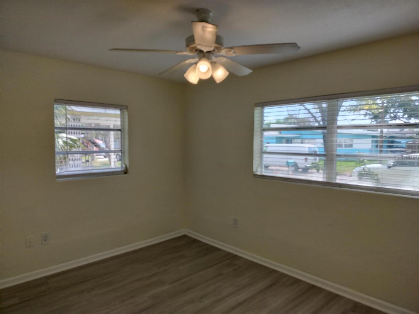 Listing photo id 6 for 6646 Del Prado Terrace