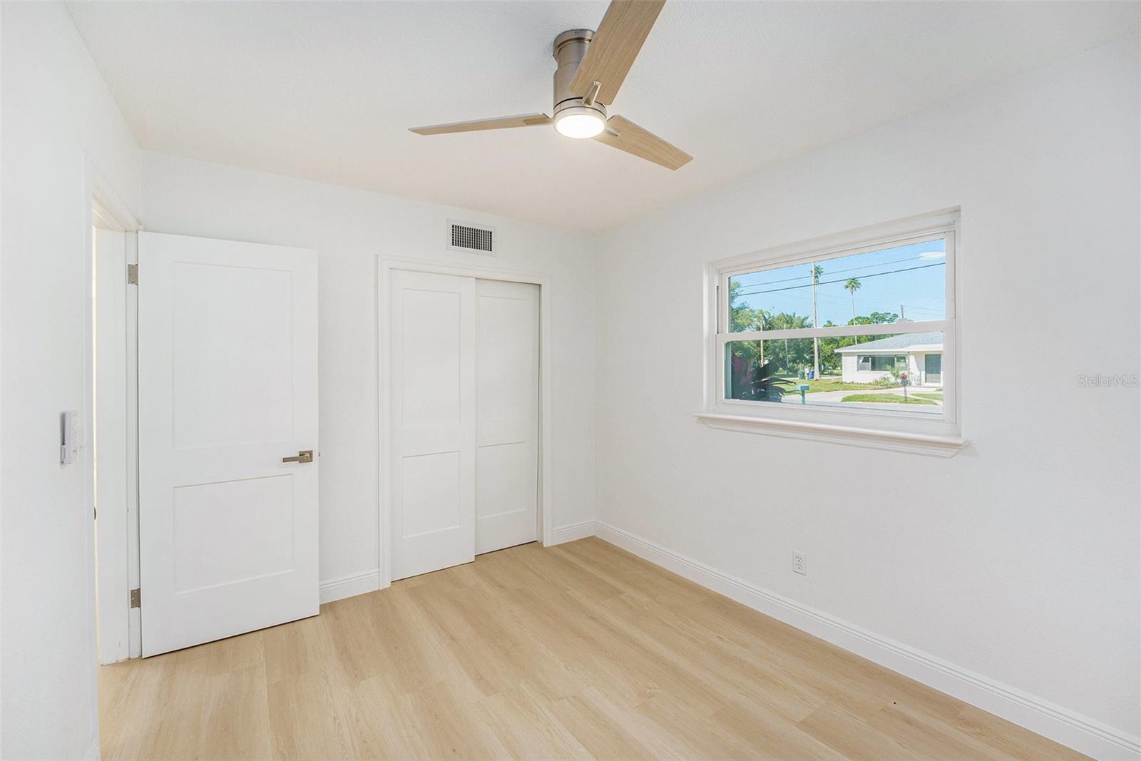 Image 12 of 28 For 1601 Paloma Lane