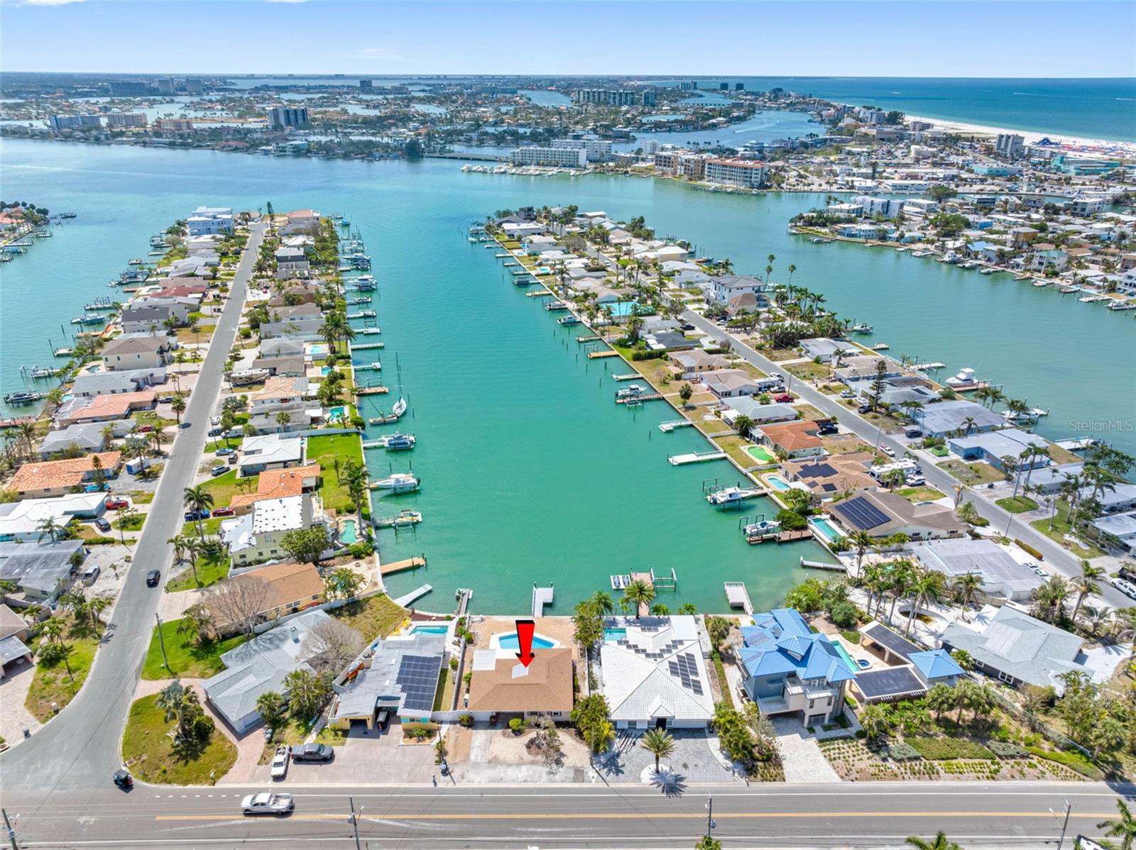 Listing photo id 29 for 455 115th Avenue
