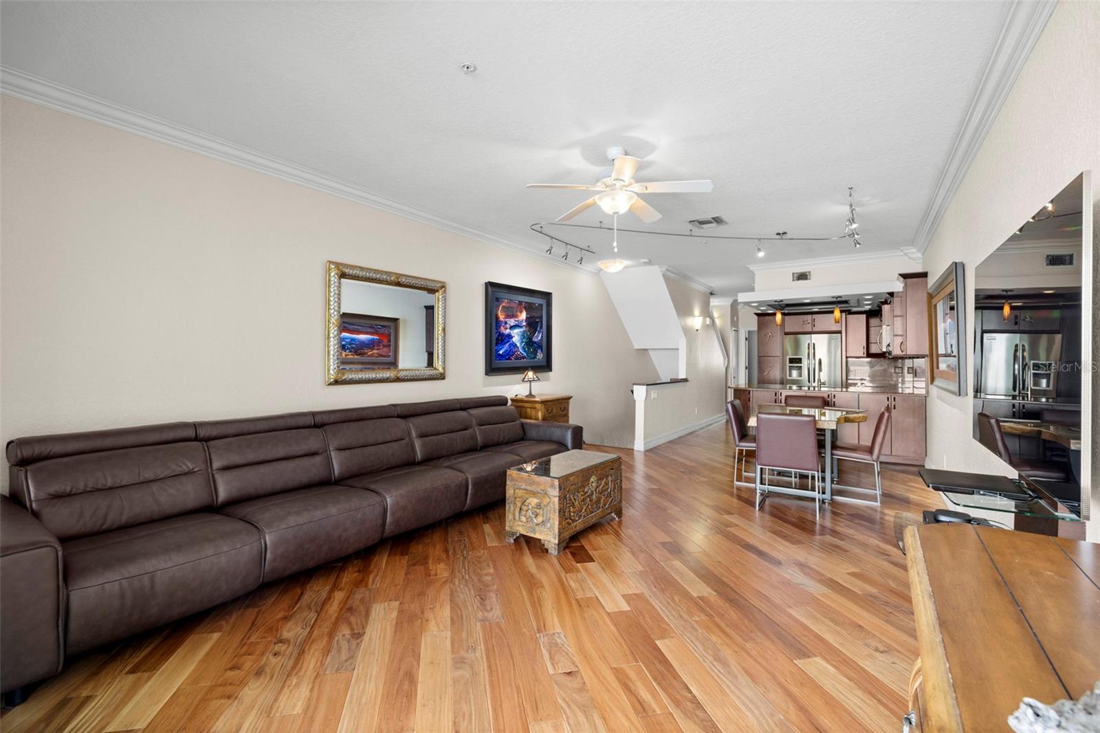 Image 14 of 63 For 140 Brent Circle