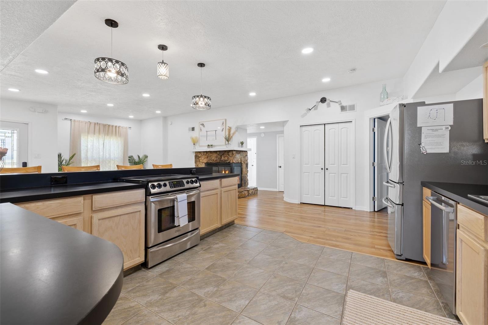 Image 10 of 34 For 12384 144th Street