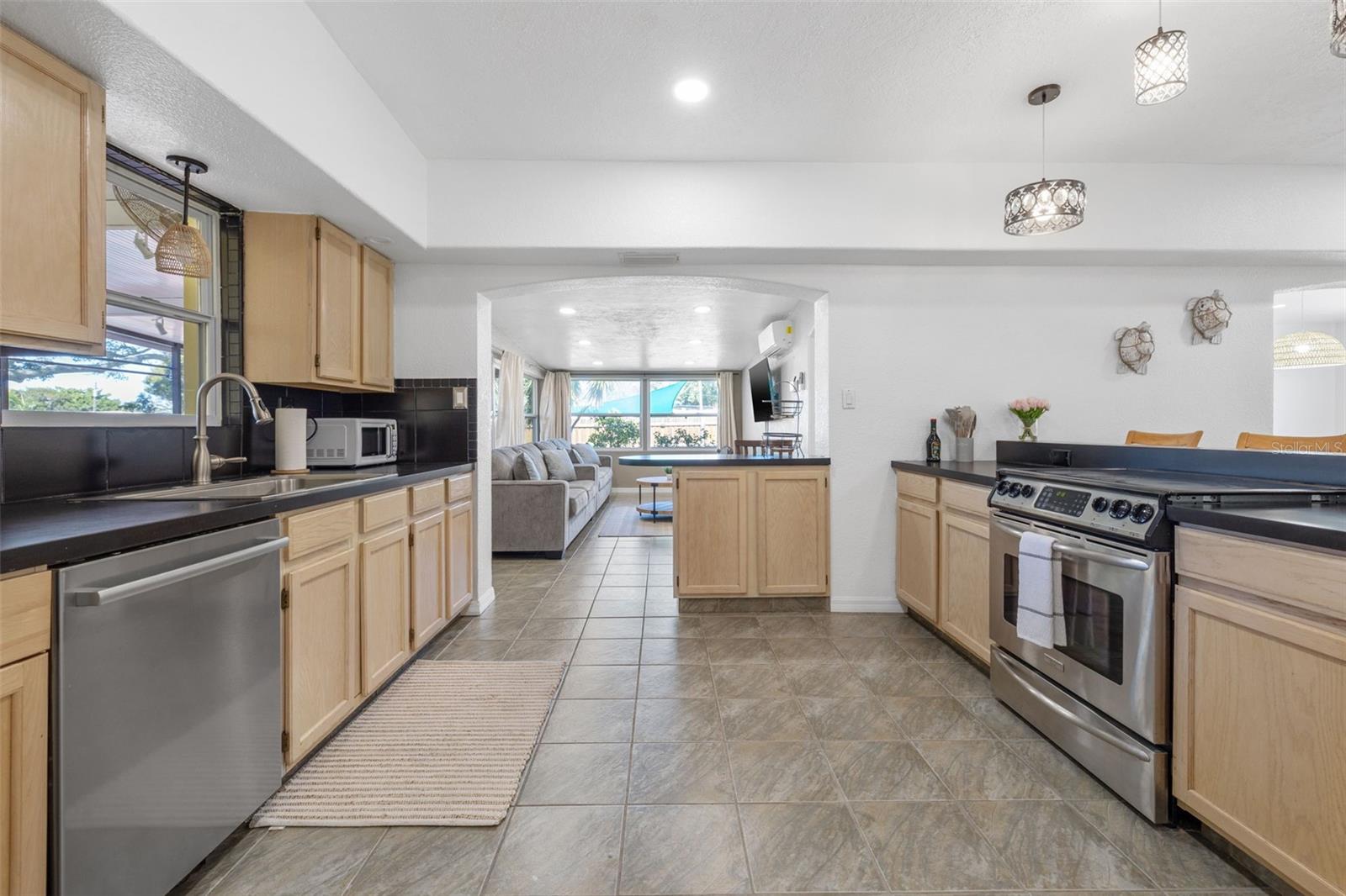 Image 11 of 34 For 12384 144th Street