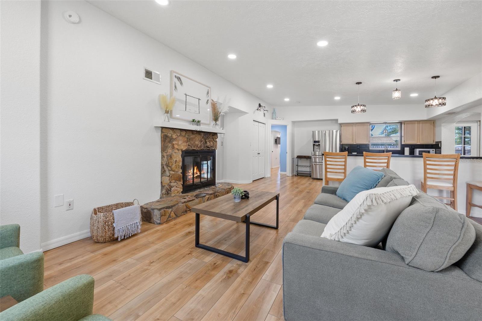 Image 2 of 34 For 12384 144th Street