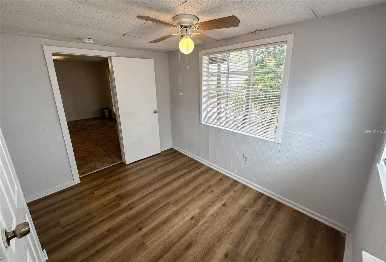 Image 17 of 34 For 2800 Dartmouth Avenue N 1-2