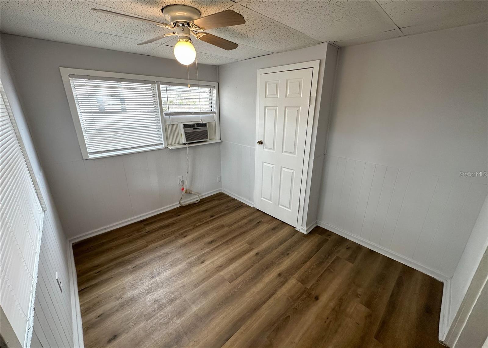 Image 18 of 34 For 2800 Dartmouth Avenue N 1-2