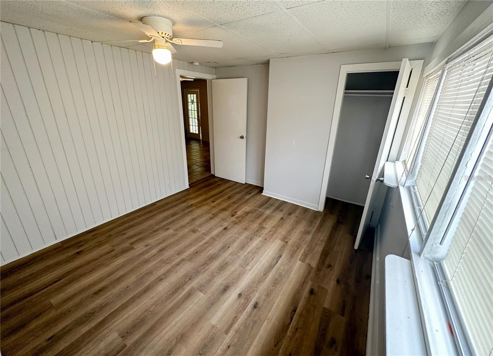 Image 22 of 34 For 2800 Dartmouth Avenue N 1-2