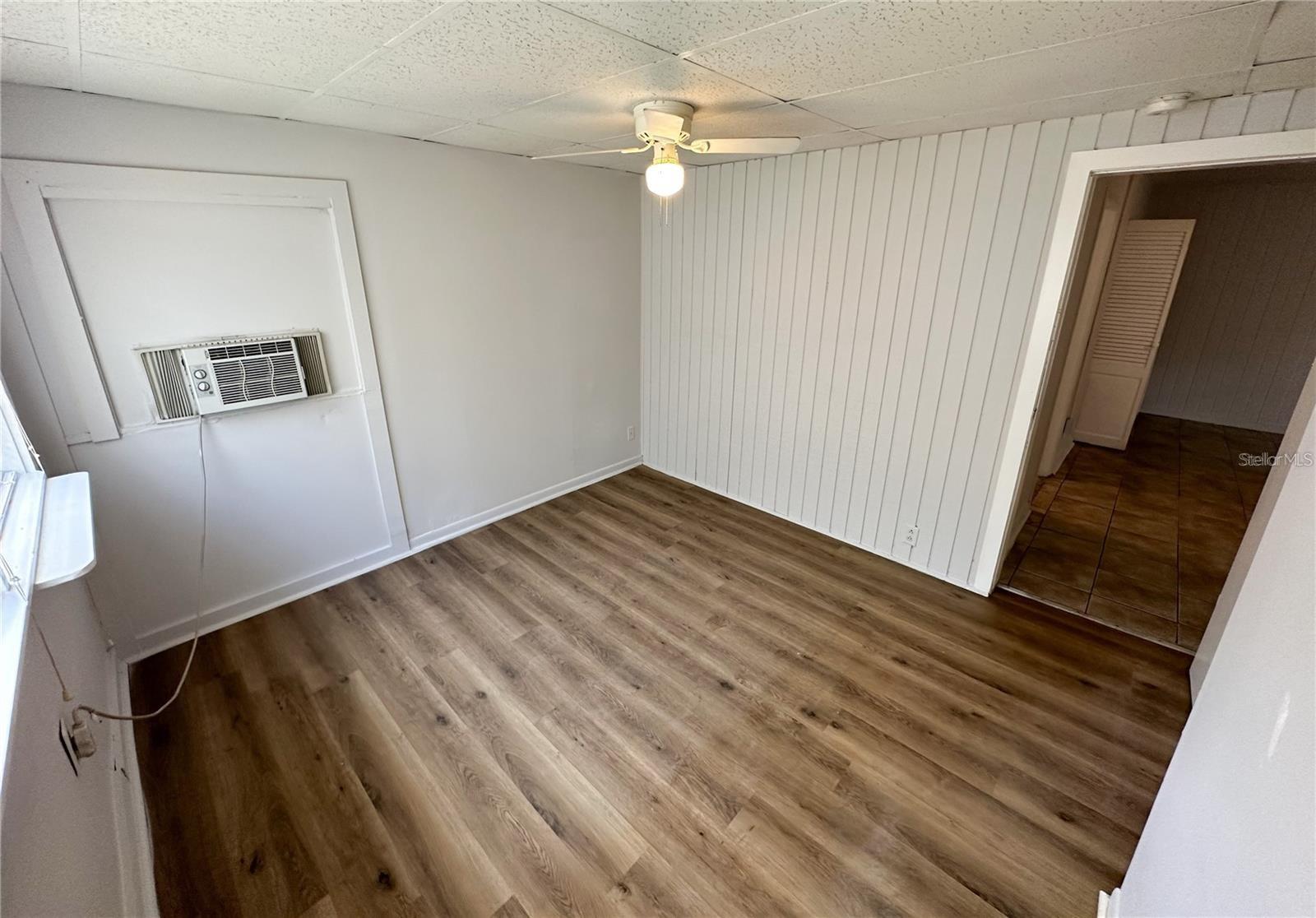 Image 26 of 34 For 2800 Dartmouth Avenue N 1-2