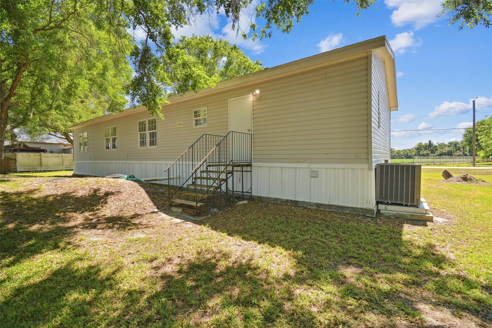 Image 37 of 55 For 4304 Coronet Road