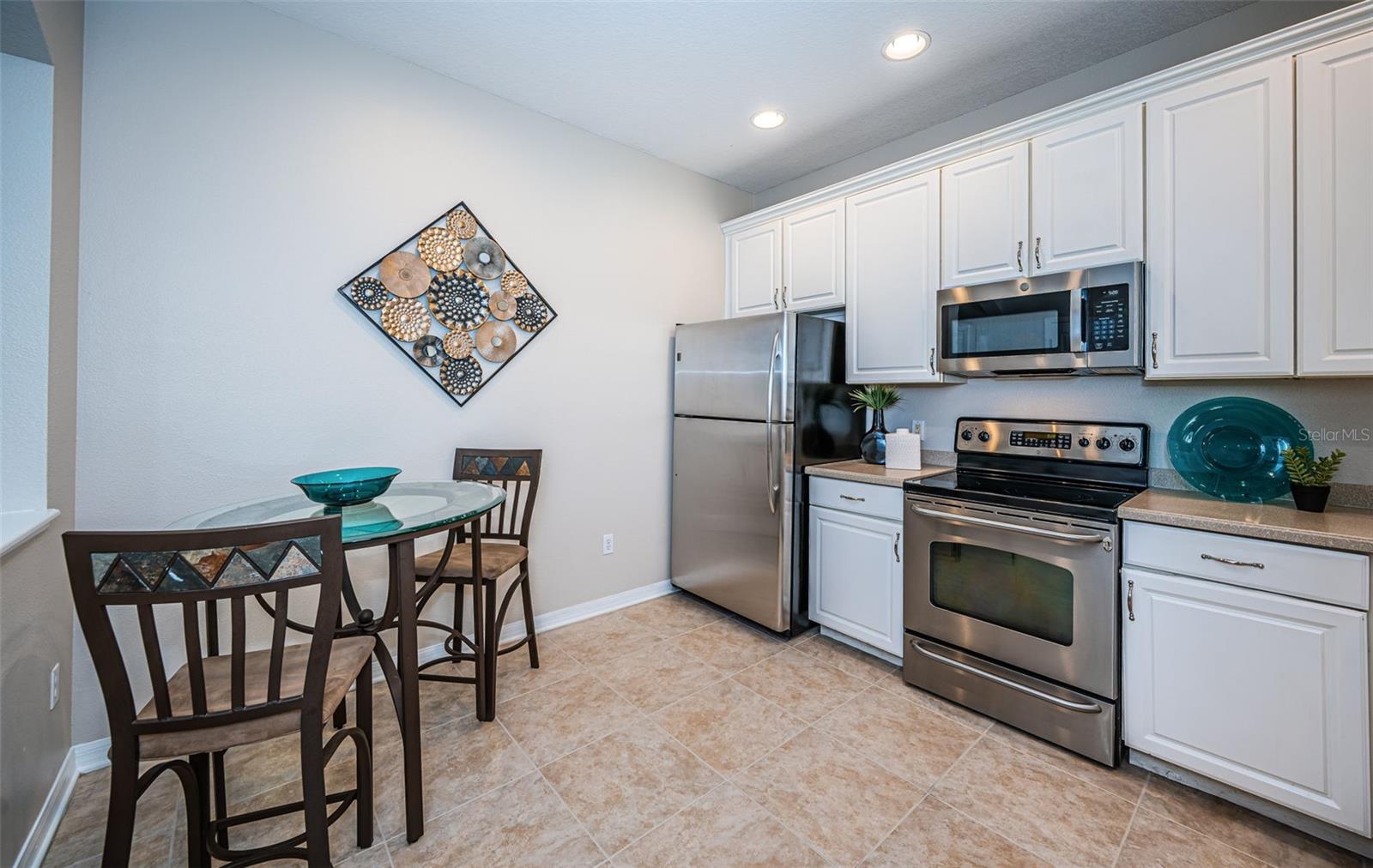 Image 13 of 64 For 11833 Castine Street