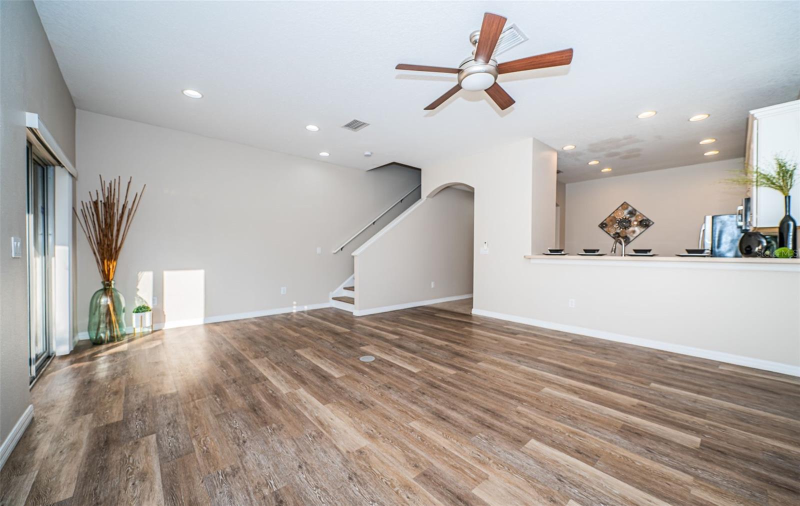 Image 18 of 64 For 11833 Castine Street