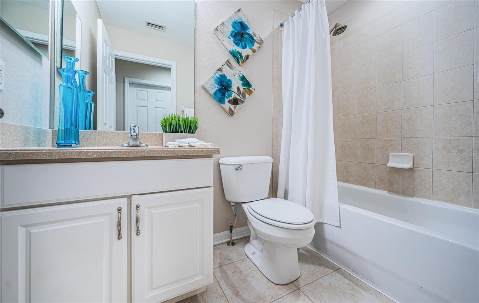 Image 30 of 64 For 11833 Castine Street