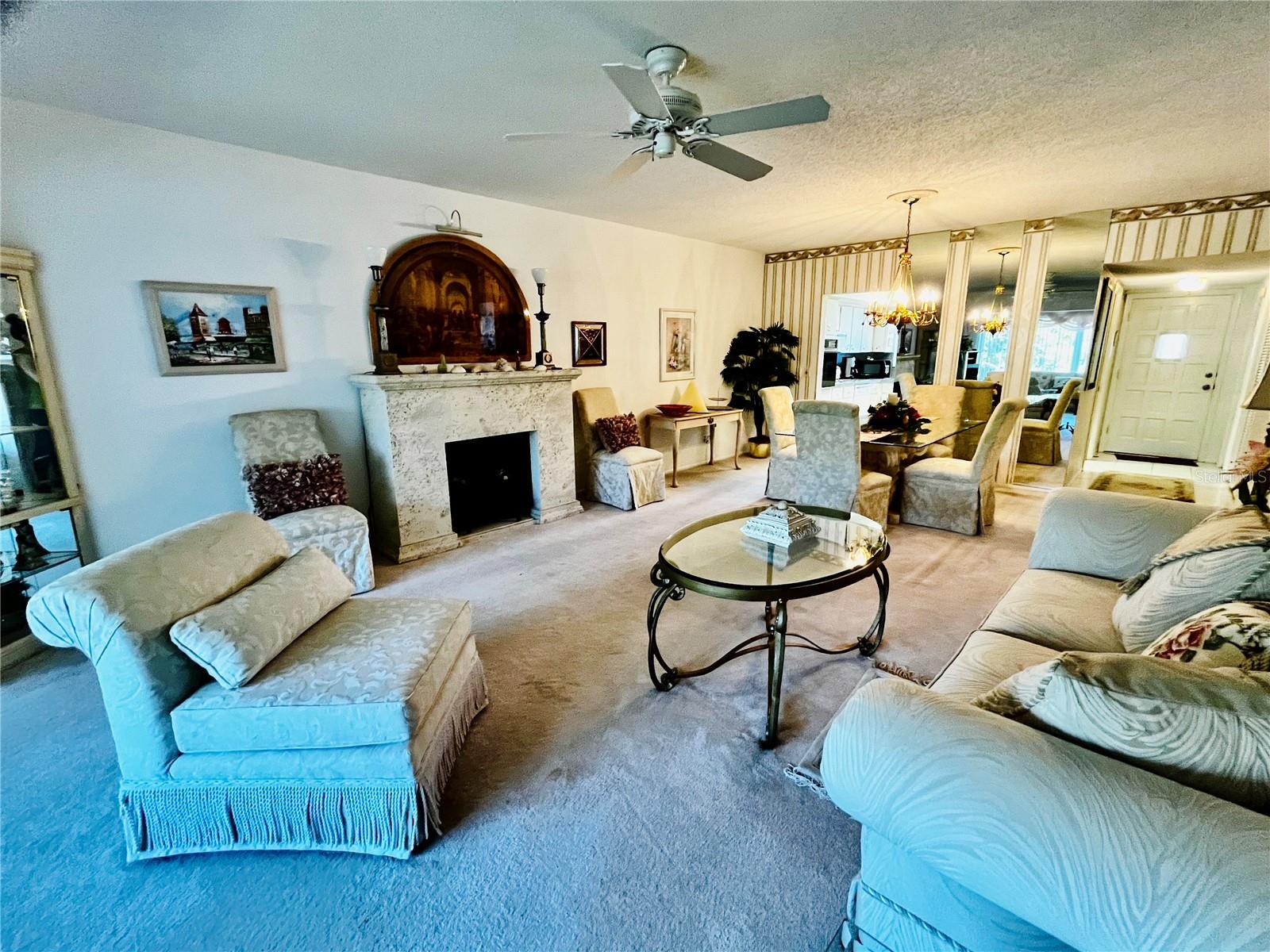 Image 13 of 41 For 2340 Grecian Way 56