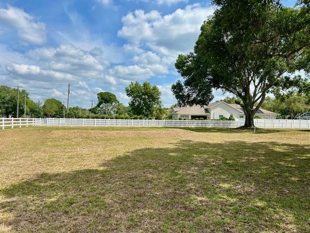 Listing photo id 1 for 17127 Brown Road