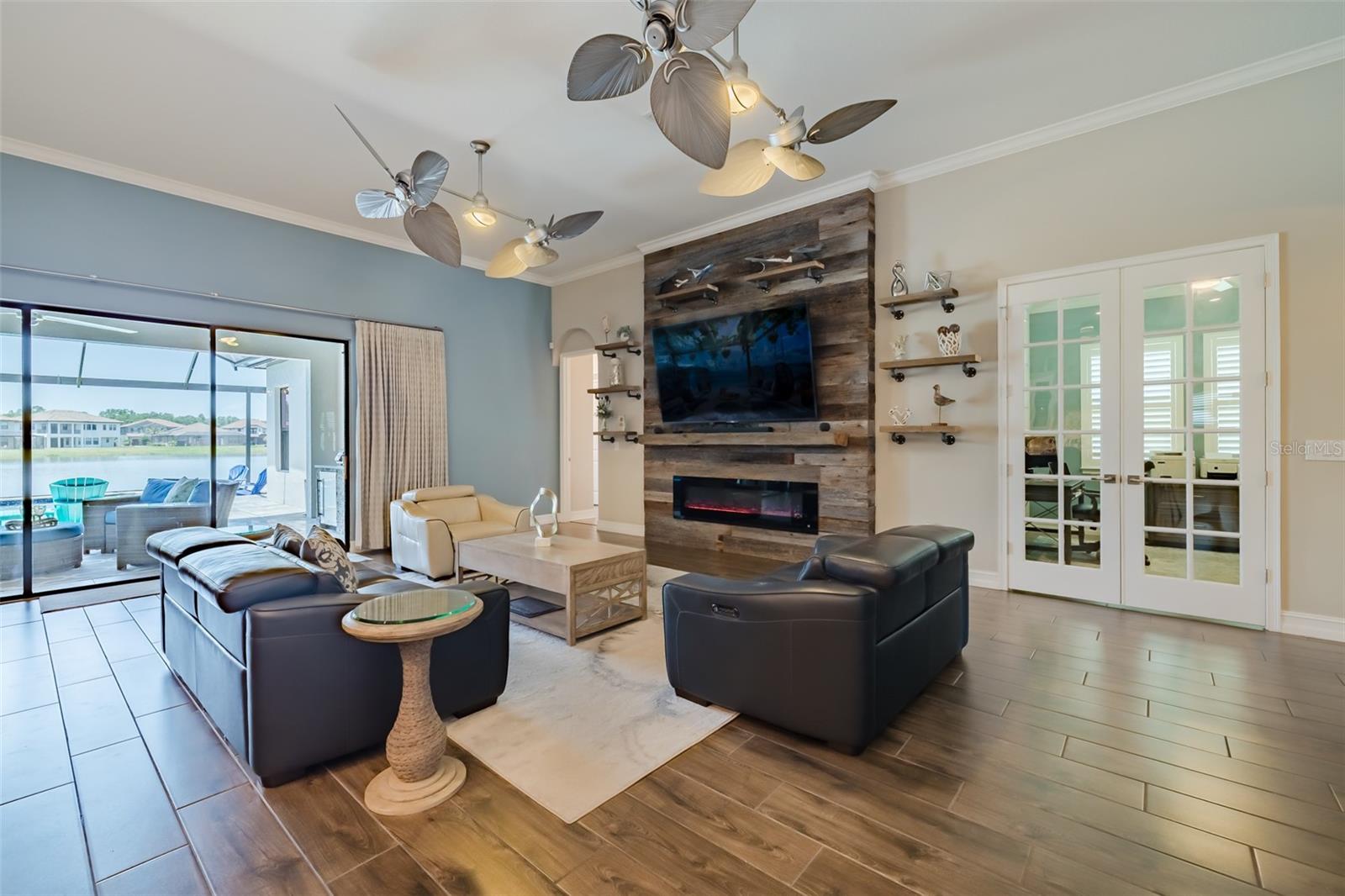 Listing photo id 12 for 28857 Picana Lane