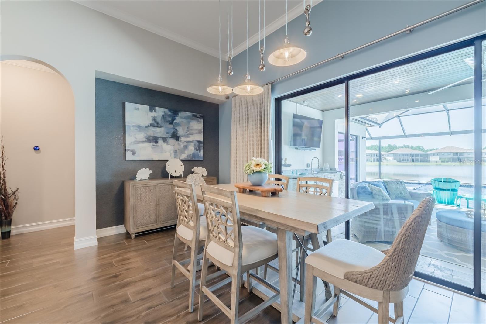 Listing photo id 14 for 28857 Picana Lane