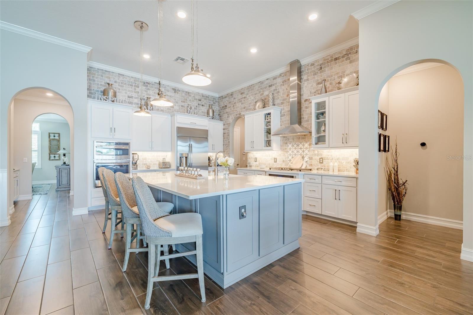 Listing photo id 17 for 28857 Picana Lane