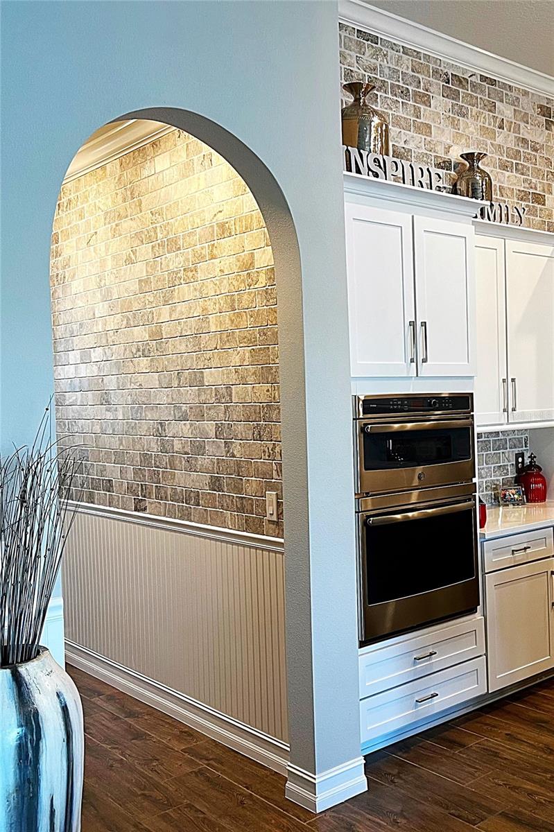 Listing photo id 24 for 28857 Picana Lane