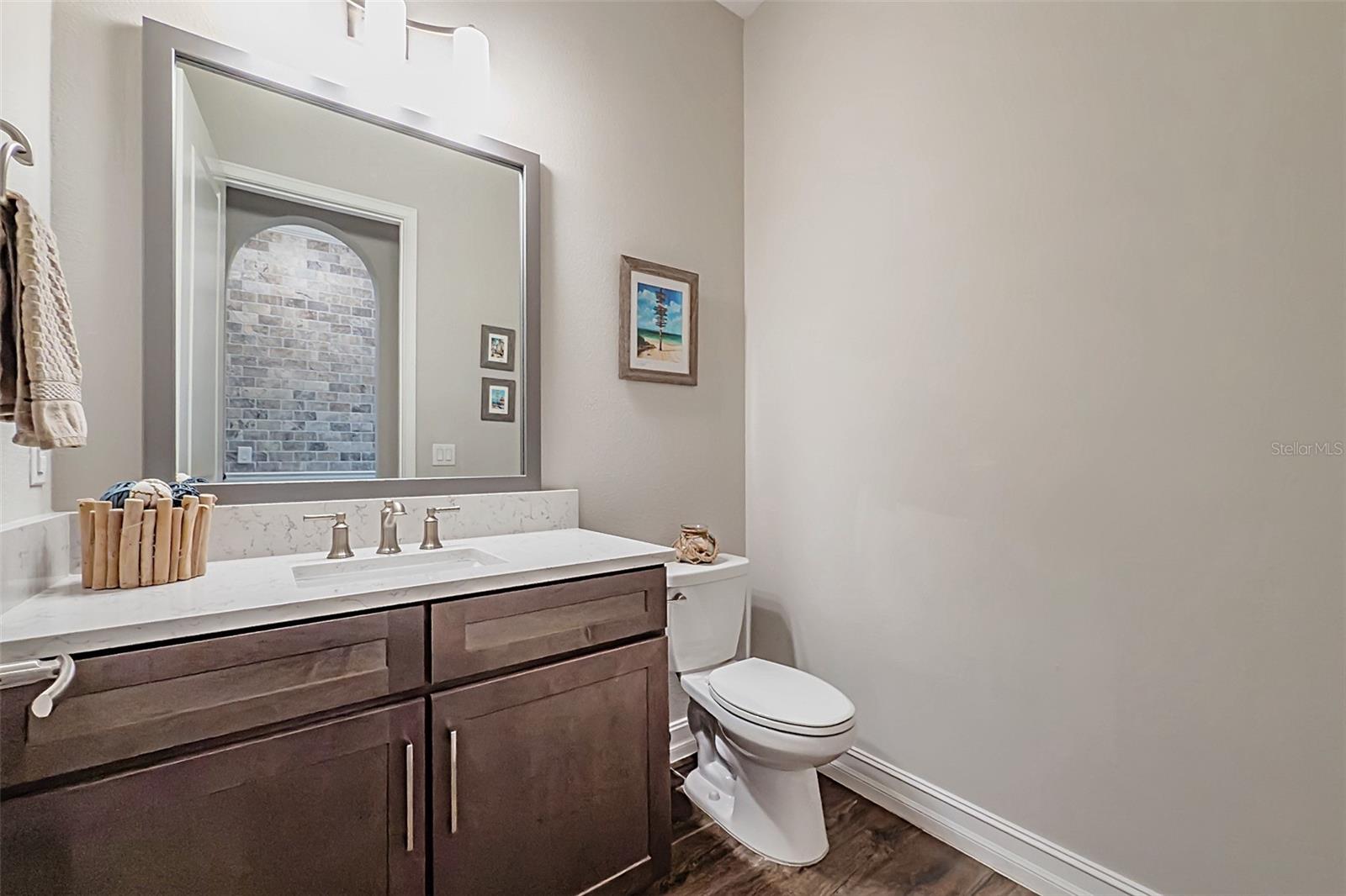 Listing photo id 26 for 28857 Picana Lane
