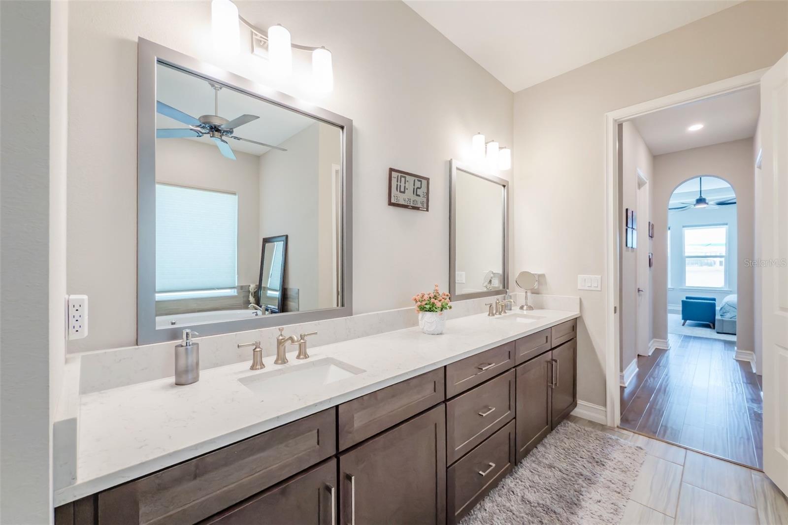 Listing photo id 33 for 28857 Picana Lane