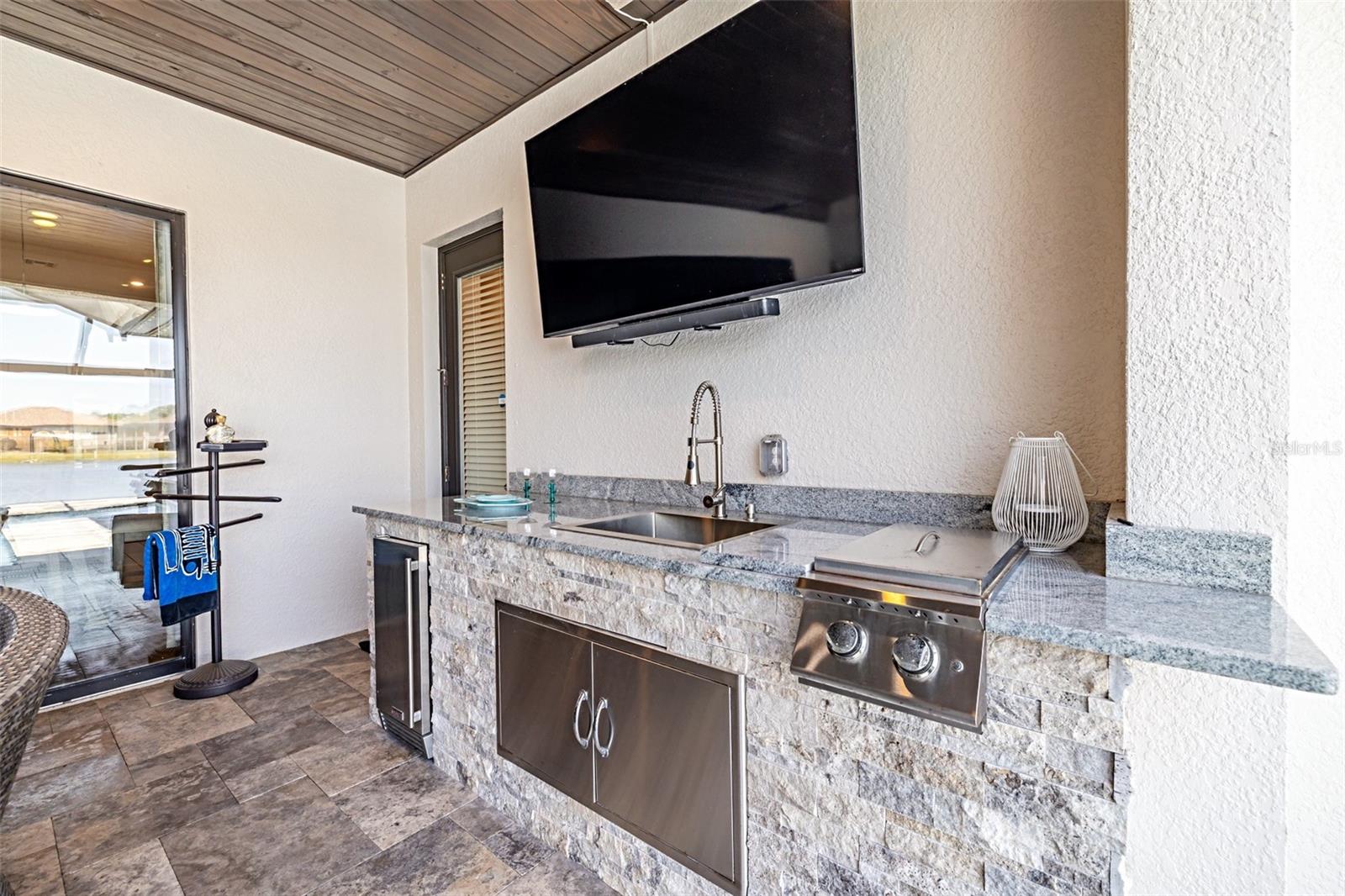 Listing photo id 51 for 28857 Picana Lane