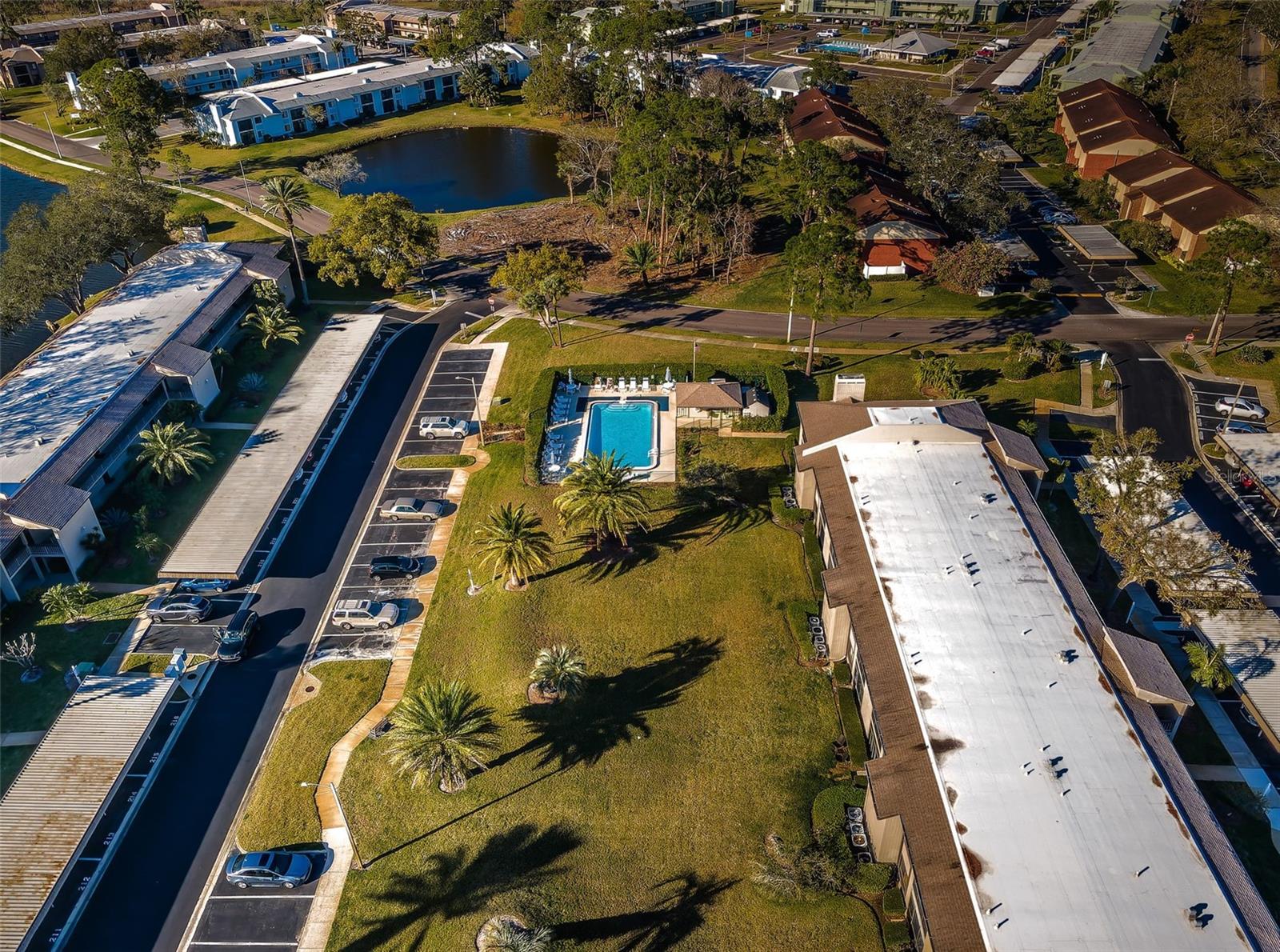 Listing photo id 43 for 124 Nina Way 24